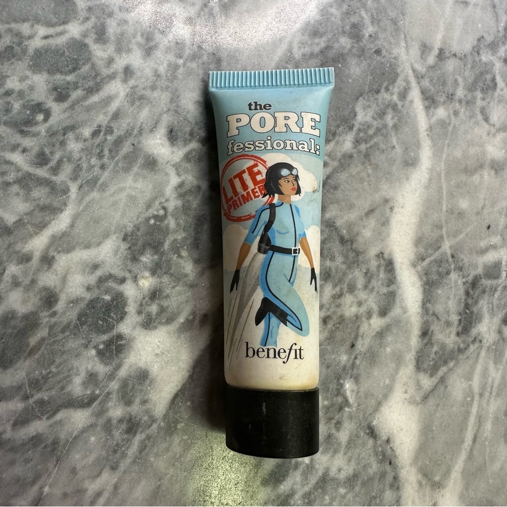Benefit Porefessional Lite Primer